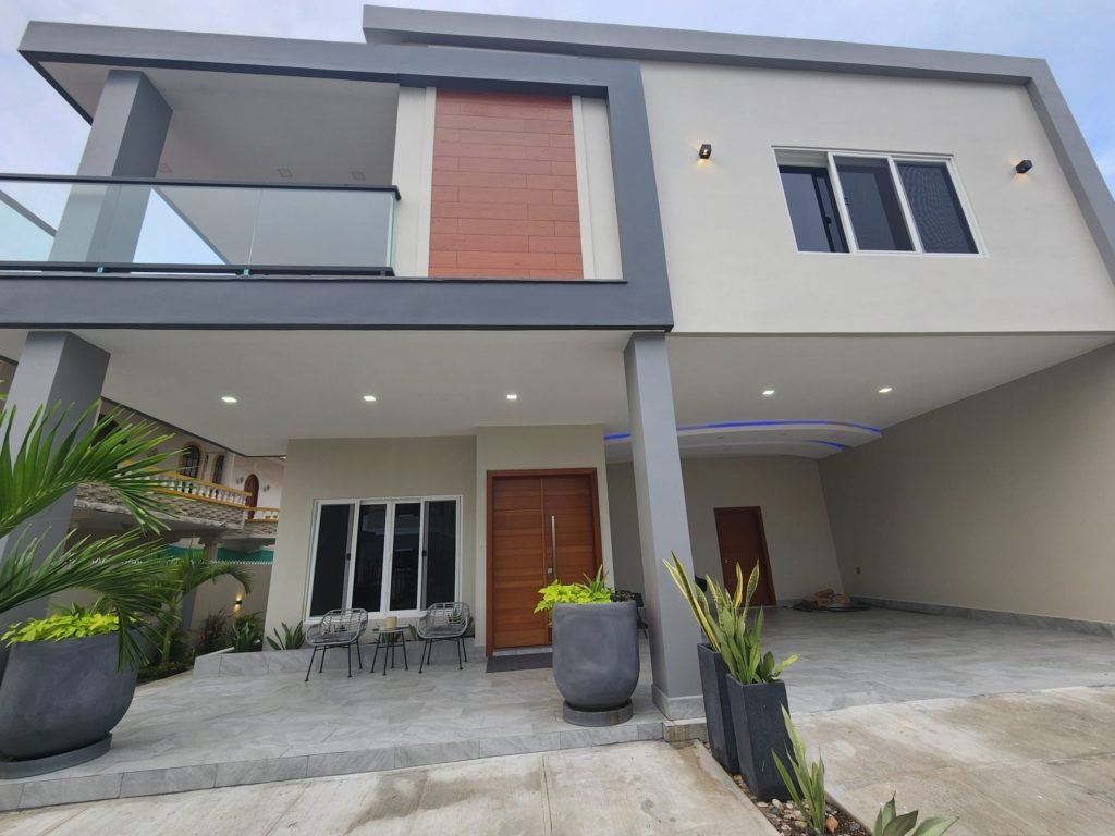 Happy Acres Residence